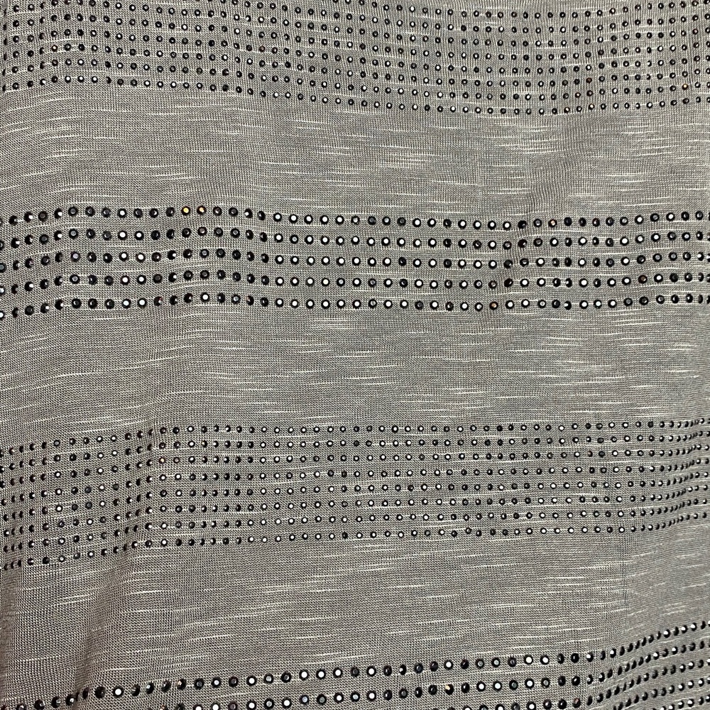 💙5/$15 NWT Apt. 9 Womenʻs Grey Silver Studded Tank Top Blouse Large - Picture 6 of 6